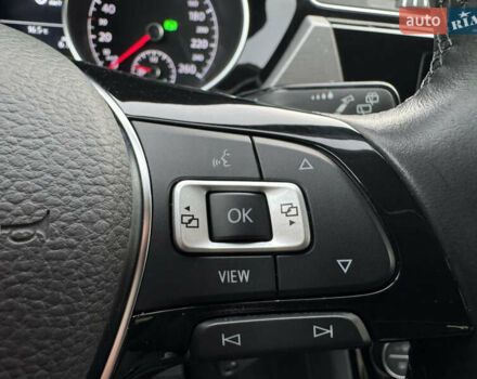 Черный Фольксваген Туран, объемом двигателя 1.97 л и пробегом 225 тыс. км за 17950 $, фото 16 на Automoto.ua