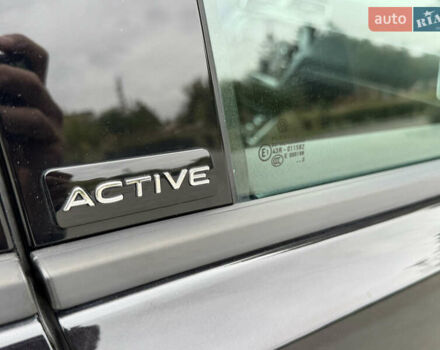 Черный Фольксваген Туран, объемом двигателя 2 л и пробегом 188 тыс. км за 22300 $, фото 18 на Automoto.ua