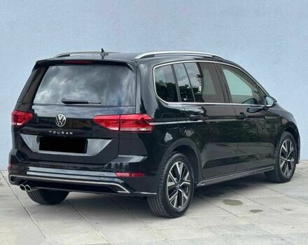 Чорний Фольксваген Туран, об'ємом двигуна 2 л та пробігом 15 тис. км за 10000 $, фото 5 на Automoto.ua