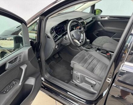 Чорний Фольксваген Туран, об'ємом двигуна 2 л та пробігом 15 тис. км за 10000 $, фото 6 на Automoto.ua