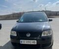Чорний Фольксваген Туран, об'ємом двигуна 1.6 л та пробігом 275 тис. км за 5000 $, фото 1 на Automoto.ua