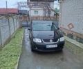 Черный Фольксваген Туран, объемом двигателя 1.6 л и пробегом 260 тыс. км за 4800 $, фото 1 на Automoto.ua