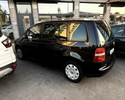 Чорний Фольксваген Туран, об'ємом двигуна 1.6 л та пробігом 190 тис. км за 5700 $, фото 1 на Automoto.ua