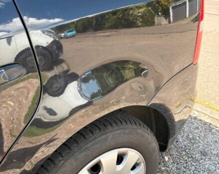 Черный Фольксваген Туран, объемом двигателя 2 л и пробегом 276 тыс. км за 2778 $, фото 4 на Automoto.ua