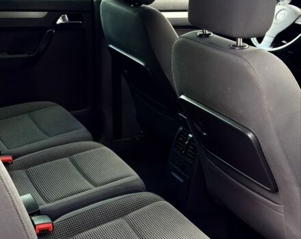 Чорний Фольксваген Туран, об'ємом двигуна 1.6 л та пробігом 190 тис. км за 5700 $, фото 12 на Automoto.ua