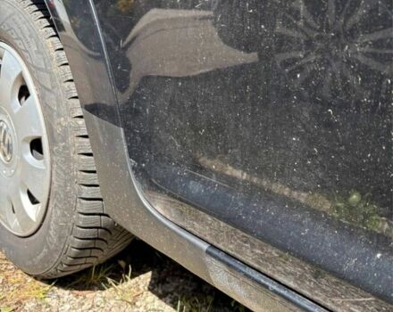 Чорний Фольксваген Туран, об'ємом двигуна 2 л та пробігом 280 тис. км за 3009 $, фото 3 на Automoto.ua