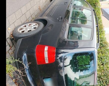 Черный Фольксваген Туран, объемом двигателя 1.6 л и пробегом 200 тыс. км за 4850 $, фото 2 на Automoto.ua