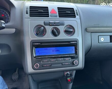 Чорний Фольксваген Туран, об'ємом двигуна 1.4 л та пробігом 260 тис. км за 7790 $, фото 12 на Automoto.ua