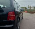 Черный Фольксваген Туран, объемом двигателя 1.6 л и пробегом 250 тыс. км за 7999 $, фото 16 на Automoto.ua