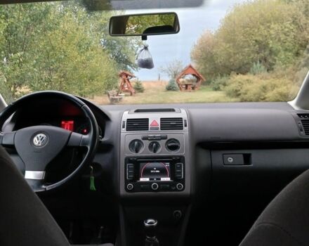 Черный Фольксваген Туран, объемом двигателя 1.6 л и пробегом 248 тыс. км за 8299 $, фото 17 на Automoto.ua