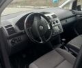 Черный Фольксваген Туран, объемом двигателя 1.6 л и пробегом 250 тыс. км за 7999 $, фото 21 на Automoto.ua