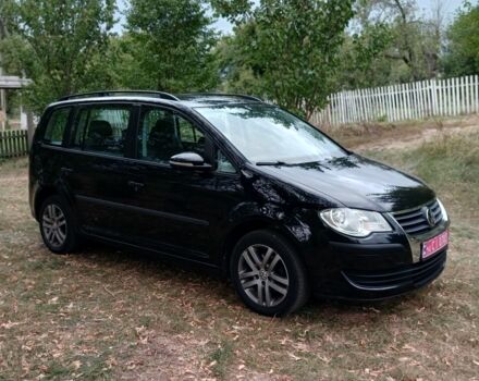 Черный Фольксваген Туран, объемом двигателя 1.6 л и пробегом 248 тыс. км за 8299 $, фото 5 на Automoto.ua