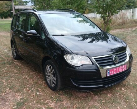 Черный Фольксваген Туран, объемом двигателя 1.6 л и пробегом 248 тыс. км за 8299 $, фото 4 на Automoto.ua