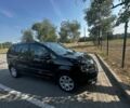 Черный Фольксваген Туран, объемом двигателя 1.4 л и пробегом 253 тыс. км за 8000 $, фото 7 на Automoto.ua