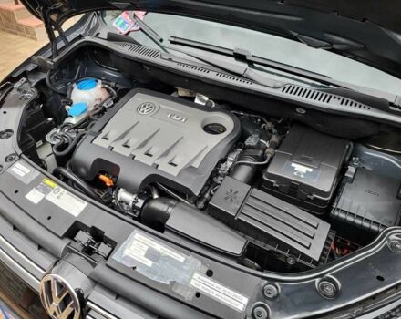 Черный Фольксваген Туран, объемом двигателя 1.6 л и пробегом 204 тыс. км за 11950 $, фото 21 на Automoto.ua