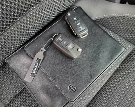 Черный Фольксваген Туран, объемом двигателя 1.6 л и пробегом 204 тыс. км за 11950 $, фото 23 на Automoto.ua