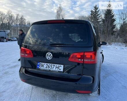 Чорний Фольксваген Туран, об'ємом двигуна 1.6 л та пробігом 189 тис. км за 12000 $, фото 3 на Automoto.ua