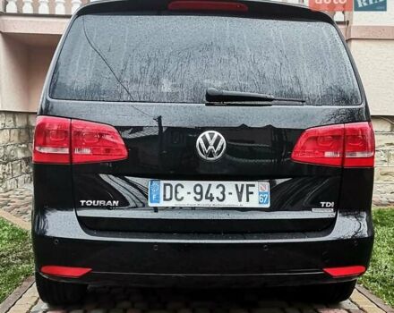 Черный Фольксваген Туран, объемом двигателя 1.6 л и пробегом 211 тыс. км за 12950 $, фото 4 на Automoto.ua