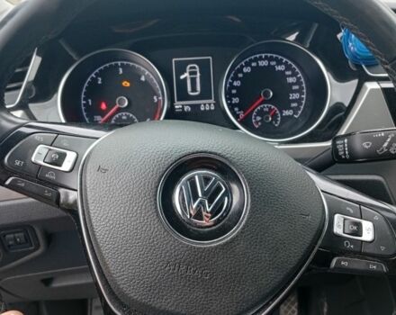 Черный Фольксваген Туран, объемом двигателя 1.6 л и пробегом 230 тыс. км за 15000 $, фото 6 на Automoto.ua