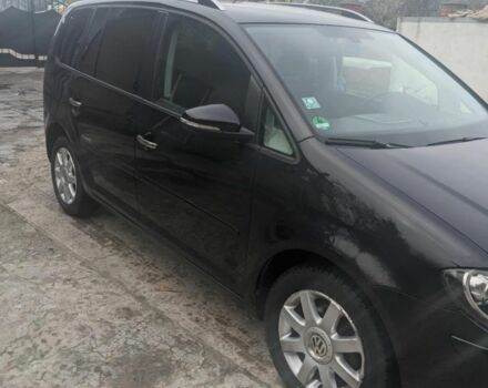 Черный Фольксваген Туран, объемом двигателя 0 л и пробегом 257 тыс. км за 7825 $, фото 2 на Automoto.ua