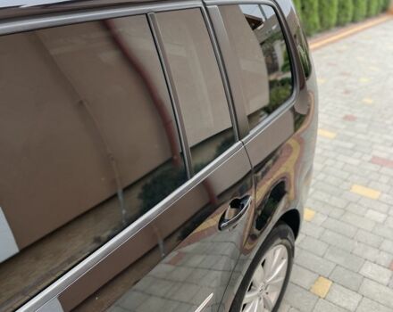 Чорний Фольксваген Туран, об'ємом двигуна 2 л та пробігом 205 тис. км за 7800 $, фото 7 на Automoto.ua