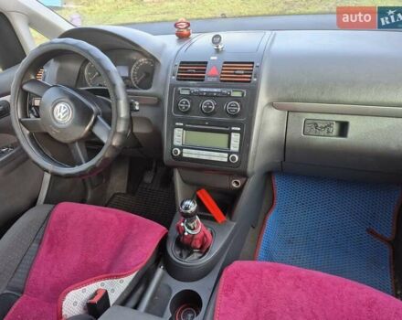 Чорний Фольксваген Туран, об'ємом двигуна 1.9 л та пробігом 352 тис. км за 4500 $, фото 1 на Automoto.ua