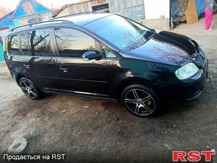 Чорний Фольксваген Туран, об'ємом двигуна 1.6 л та пробігом 250 тис. км за 5300 $, фото 1 на Automoto.ua