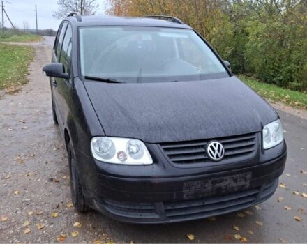 Фольксваген Туран 2005 в Дрогобыче на Automoto.ua Черный Фольксваген Туран, объемом двигателя 1.6 л и пробегом 205 тыс. км за 5650 $, фото 1 на Automoto.ua