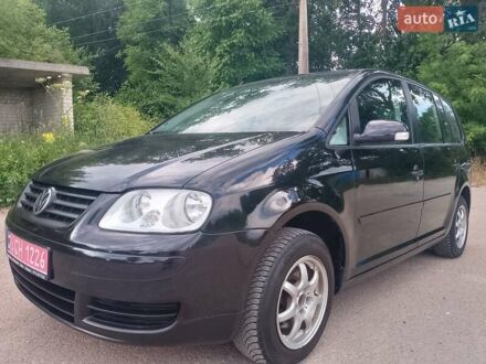 Фольксваген Туран 2005 в Тернополе на Automoto.ua Черный Фольксваген Туран, объемом двигателя 1.6 л и пробегом 185 тыс. км за 5700 $, фото 1 на Automoto.ua