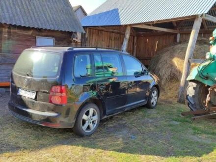 Фольксваген Туран 2007 в Камень-Каширский на Automoto.ua Черный Фольксваген Туран, объемом двигателя 2 л и пробегом 2 тыс. км за 8700 $, фото 1 на Automoto.ua