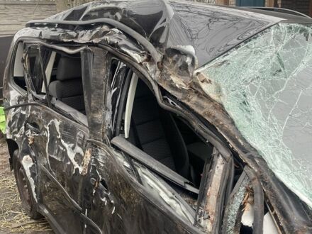 Черный Фольксваген Туран, объемом двигателя 1.6 л и пробегом 2 тыс. км за 850 $, фото 1 на Automoto.ua