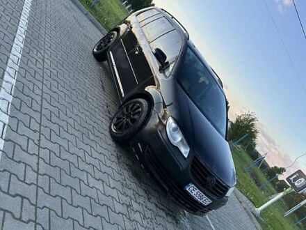 Фольксваген Туран 2007 в Черновцах на Automoto.ua Черный Фольксваген Туран, объемом двигателя 1.9 л и пробегом 309 тыс. км за 5500 $, фото 1 на Automoto.ua