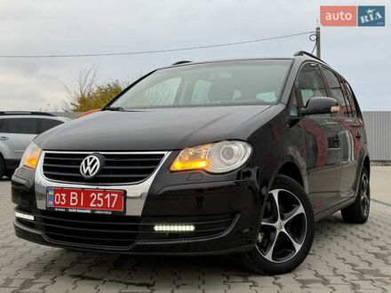 Чорний Фольксваген Туран, об'ємом двигуна 1.6 л та пробігом 201 тис. км за 7350 $, фото 1 на Automoto.ua