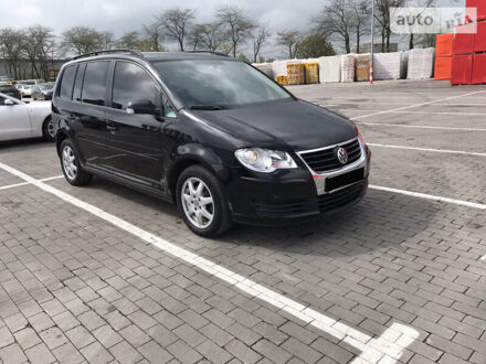 Фольксваген Туран 2007 в Сокинянах на Automoto.ua Черный Фольксваген Туран, объемом двигателя 2 л и пробегом 350 тыс. км за 8000 $, фото 1 на Automoto.ua