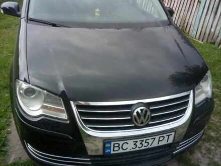 Черный Фольксваген Туран, объемом двигателя 1.9 л и пробегом 305 тыс. км за 6000 $, фото 1 на Automoto.ua