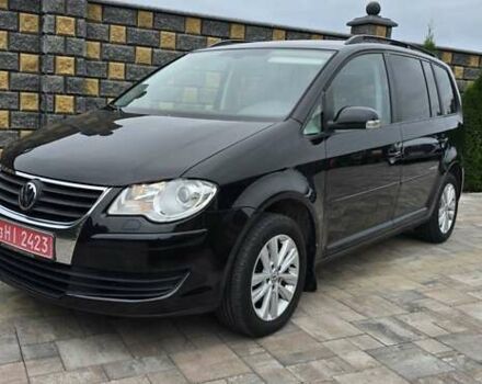 Чорний Фольксваген Туран, об'ємом двигуна 1.6 л та пробігом 242 тис. км за 6700 $, фото 1 на Automoto.ua