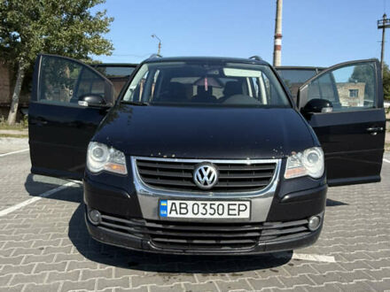 Фольксваген Туран 2008 в Виннице на Automoto.ua Черный Фольксваген Туран, объемом двигателя 1.9 л и пробегом 338 тыс. км за 6700 $, фото 1 на Automoto.ua