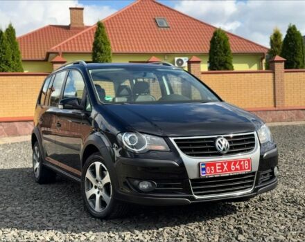 Чорний Фольксваген Туран, об'ємом двигуна 1.4 л та пробігом 220 тис. км за 7500 $, фото 1 на Automoto.ua