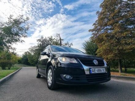 Фольксваген Туран 2009 в Кривом Роге на Automoto.ua Черный Фольксваген Туран, объемом двигателя 1.39 л и пробегом 170 тыс. км за 7500 $, фото 1 на Automoto.ua