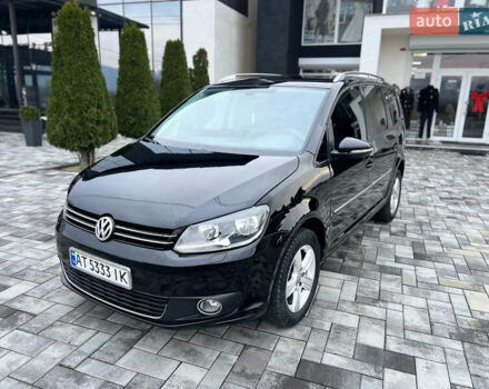 Черный Фольксваген Туран, объемом двигателя 1.6 л и пробегом 220 тыс. км за 8400 $, фото 1 на Automoto.ua