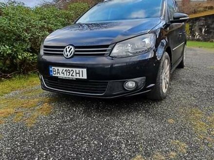 Чорний Фольксваген Туран, об'ємом двигуна 1.6 л та пробігом 208 тис. км за 9500 $, фото 1 на Automoto.ua