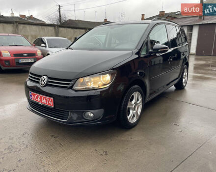Черный Фольксваген Туран, объемом двигателя 1.6 л и пробегом 333 тыс. км за 9300 $, фото 1 на Automoto.ua