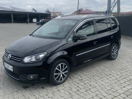 Фольксваген Туран 2011 в Мукачеве на Automoto.ua Черный Фольксваген Туран, объемом двигателя 1.97 л и пробегом 205 тыс. км за 12500 $, фото 1 на Automoto.ua
