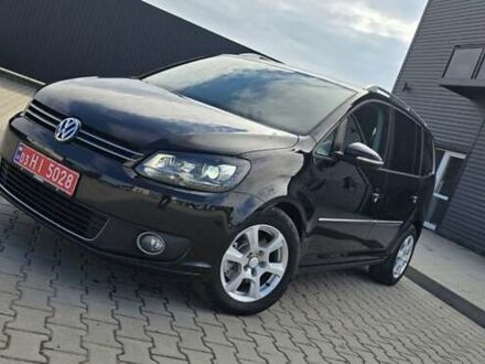 Фольксваген Туран 2011 в Сарнах на Automoto.ua Черный Фольксваген Туран, объемом двигателя 2 л и пробегом 225 тыс. км за 12300 $, фото 1 на Automoto.ua