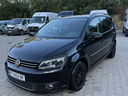 Фольксваген Туран 2011 у Чернівцях на Automoto.ua Чорний Фольксваген Туран, об'ємом двигуна 1.6 л та пробігом 265 тис. км за 10700 $, фото 1 на Automoto.ua