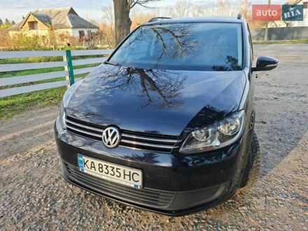 Черный Фольксваген Туран, объемом двигателя 1.6 л и пробегом 275 тыс. км за 9600 $, фото 1 на Automoto.ua