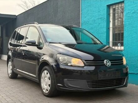 Черный Фольксваген Туран, объемом двигателя 0 л и пробегом 166 тыс. км за 3525 $, фото 1 на Automoto.ua