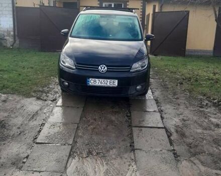Черный Фольксваген Туран, объемом двигателя 1.6 л и пробегом 222 тыс. км за 9500 $, фото 1 на Automoto.ua