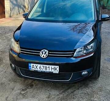 Фольксваген Туран 2013 в Харькове на Automoto.ua Черный Фольксваген Туран, объемом двигателя 2 л и пробегом 234 тыс. км за 12400 $, фото 1 на Automoto.ua