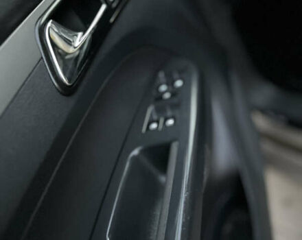 Коричневый Фольксваген Туран, объемом двигателя 1.9 л и пробегом 280 тыс. км за 5700 $, фото 15 на Automoto.ua